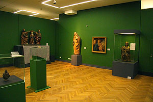 Blick in die Ausstellung "Glaubensschätze"