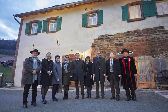 Landrat Frank Scherer, Ortenaukreis, und Staatssekretärin Petra Olschowski, Ministerium Wissenschaft, Forschung und Kunst Baden- Württemberg, eröffneten am Freitag im Rahmen eines Festaktes das über 600 Jahre alte „Schlössle von Effringen“ im Schwarzwälder Freilichtmuseum Vogtsbauernhof in Gutach.