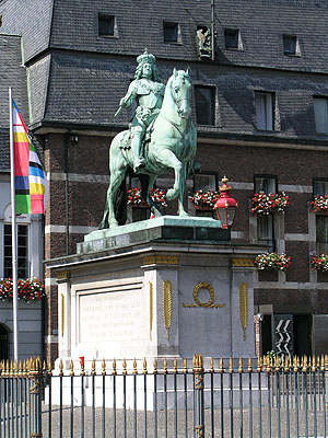 Reiterstatue des Kurfürsten Johann Wilhelm vor dem Rathaus in Düsseldorf. Gabriel Grupello, Anfang 18. Jh.